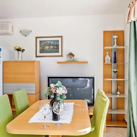 In - Barun - 4 Adults, Sea View Terrace Guest house Sibenik