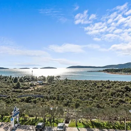 In - Barun - 4 Adults, Sea View Terrace * Sibenik